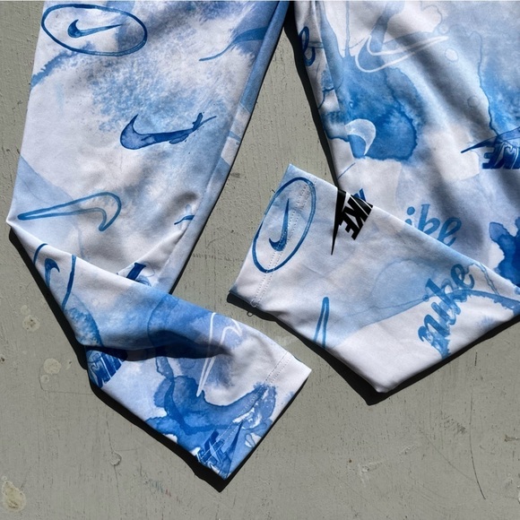 Girl's Nike Pants Multicolor Gradient Logo S Active Stretch Light Breath Gym Run - Picture 4 of 9